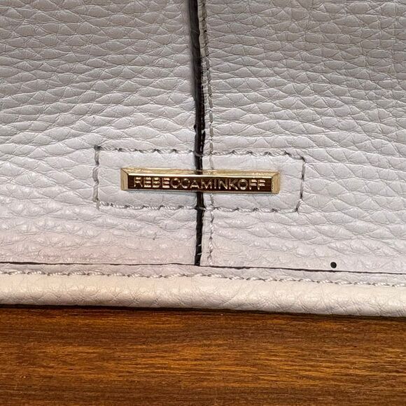 Rebecca Minkoff 2016 White Pebbled Leather Feed Bag Crossbody with Silver Studs - Picture 4 of 15